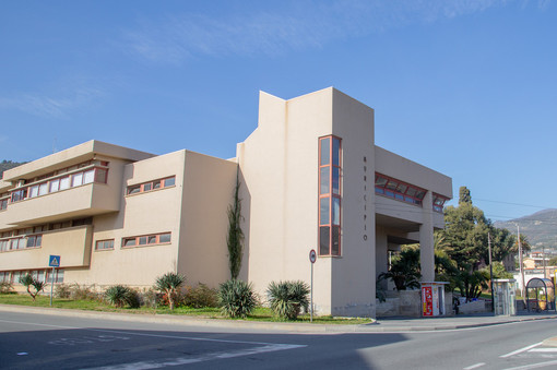 Taggia: alienazioni del Comune, da oggi in vendita quattro appartamenti e un magazzino Taggia: alienazioni del Comune, da oggi in vendita quattro appartamenti e un magazzino