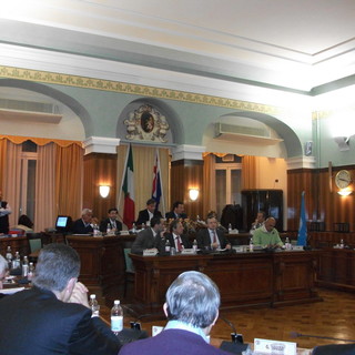 Sanremo: Ok del consiglio ai pannelli fotovoltaici sulle serre, ma solo in quelle ancora produttive