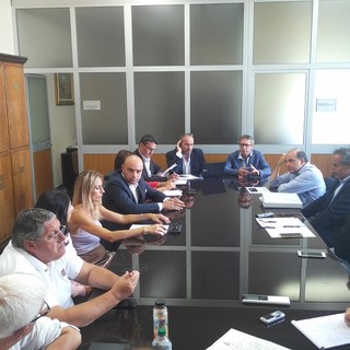 Imperia: privatizzazione dell'Isah, la minoranza chiede di convocare una commissione, alla presenza dei sindacati