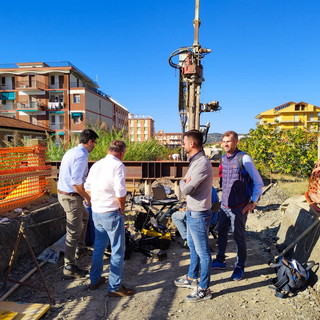 San Bartolomeo al Mare: procedono i cantieri del nuovo ponte su via Roma e del sottopasso in via 25 aprile San Bartolomeo al Mare: procedono i cantieri del nuovo ponte su via Roma e del sottopasso in via 25 aprile