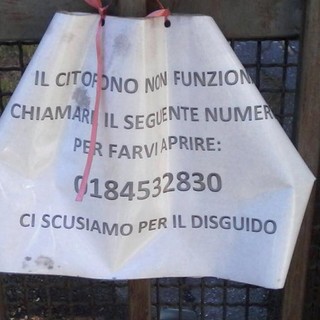 Sanremo: ancora off i citofoni della Elementare del Castillo, la nuova segnalazione di 'Destra Sanremo' Sanremo: ancora off i citofoni della Elementare del Castillo, la nuova segnalazione di 'Destra Sanremo'