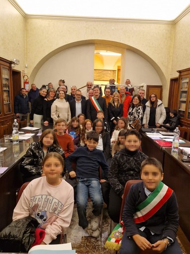 Camporosso, l'Amministrazione Gibelli accoglie in Comune il consiglio comunale delle ragazze e dei ragazzi