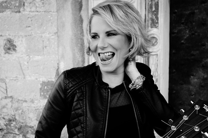 #Sanremo2016: il Festival di Chiara Ragnini, un doppio appuntamento in Piazza Colombo #Sanremo2016: il Festival di Chiara Ragnini, un doppio appuntamento in Piazza Colombo