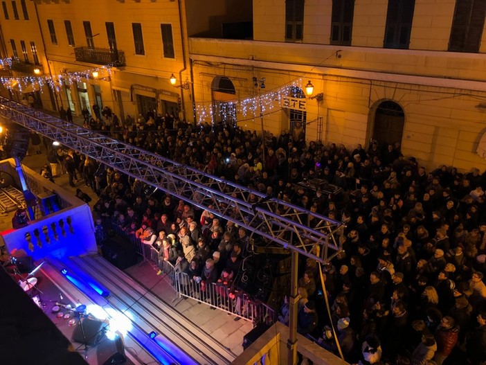 Imperia: anche i commercianti di via Cascione soddisfatti per la riuscita del Capodanno. "Esperienza da ripetere"