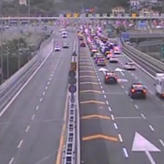 Giornata di rientri in provincia di Imperia: traffico intenso sull’A10 in direzione Francia e rallentamenti verso Savona Giornata di rientri in provincia di Imperia: traffico intenso sull’A10 in direzione Francia e rallentamenti verso Savona