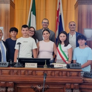 Sanremo, riunione del Consiglio comunale dei Ragazzi e della Ragazze: le nuove cariche
