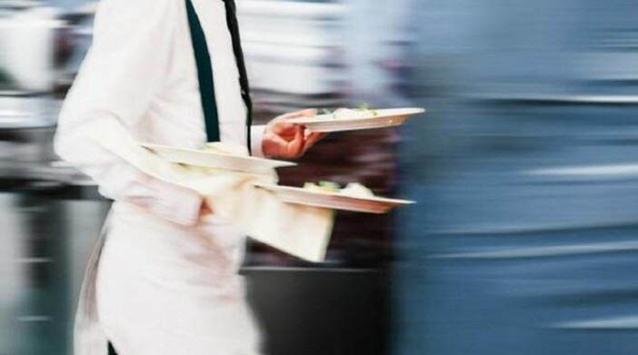 Storico locale a Imperia cerca personale di sala Storico locale a Imperia cerca personale di sala