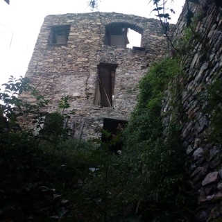 La casa in cui è crollato il tetto La casa in cui è crollato il tetto