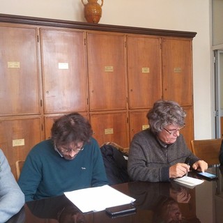 Imperia bene comune all'attacco della maggioranza sulla gestione del "tesoretto". "I soldi vanno destinati al porto. Pronta la mozione di sfiducia"
