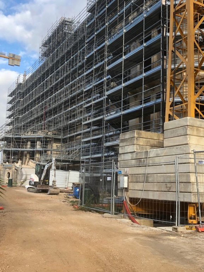 Bordighera: il Sindaco Ingenito e l'Assessore Gnutti in visita al cantiere dell'Angst per verificare l'avanzamento dei lavori