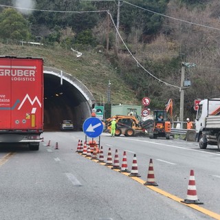 Caos autostrade, Aspi conferma stop a cantieri dal 13 aprile fino al 9 maggio