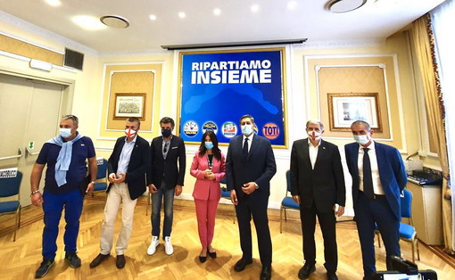 Infrastrutture, Toti: “Centrodestra unito per far uscire la Liguria dall’isolamento. Le opposizioni non riescono ad accordarsi neanche su un candidato per le elezioni, figuriamoci su temi più importanti”