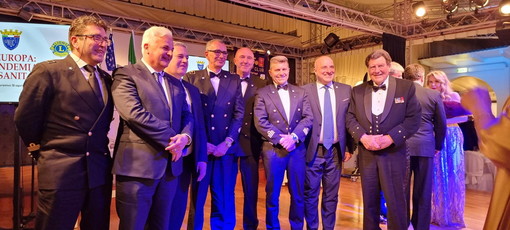 Sanremo: con una Cena gala, conclusa la tre giorni organizzata dall'Unuci di Sanremo-Imperia, dai Clubs Lions