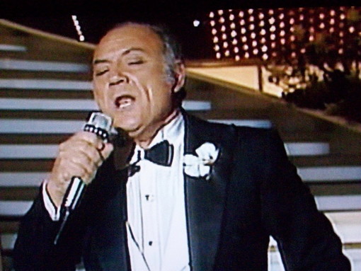 Sanremo: Festival, fans di Claudio Villa chiedono che venga consegnato un premio alla carriera Sanremo: Festival, fans di Claudio Villa chiedono che venga consegnato un premio alla carriera