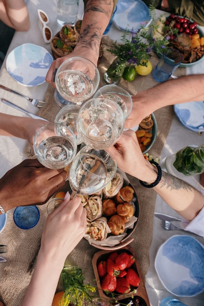 Cena tra amici? Qualche idea per un menù originale Cena tra amici? Qualche idea per un menù originale