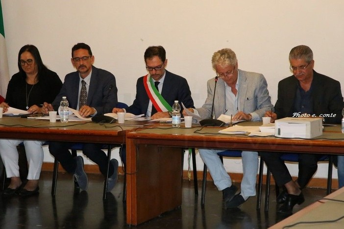 Bordighera: è scontro in Consiglio comunale sulle linee programmatiche dell’Amministrazione Ingenito, Pallanca “Secondo me non rispettano il bene della città”