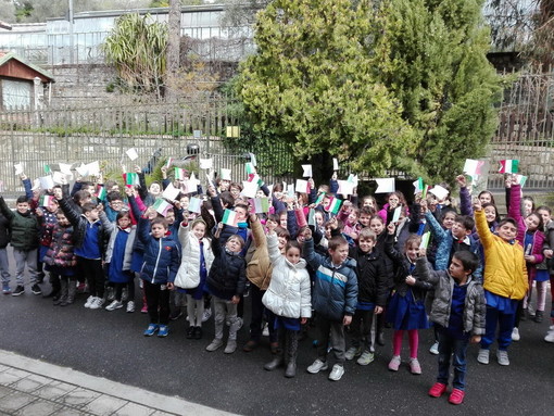 Presso l’Istituto Comprensivo Sanremo Centro Levante, celebrazione dell’anniversario dell’Unità d’Italia (foto)