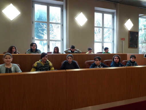 Ventimiglia: il nuovo Consiglio Comunale dei ragazzi si presenta alla cittadinanza martedì 6 dicembre