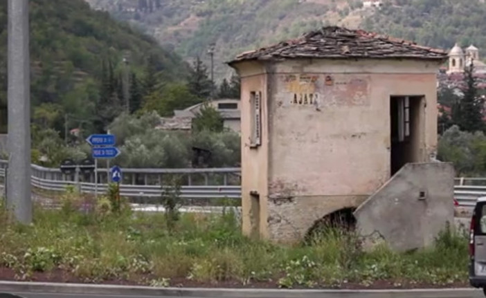Pieve di Teco: giovedì in Comune la consegna delle firme per salvate il 'Casello del Dazio' con Fai e WePesto