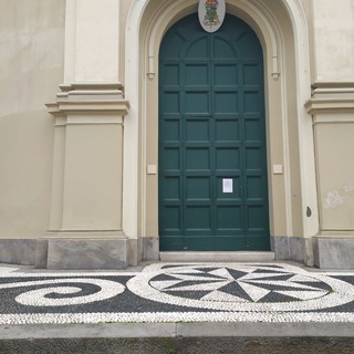 Coronavirus: chiusa la basilica di San Giovanni a Imperia. Il parroco "Aprirà oggi pomeriggio" (video)