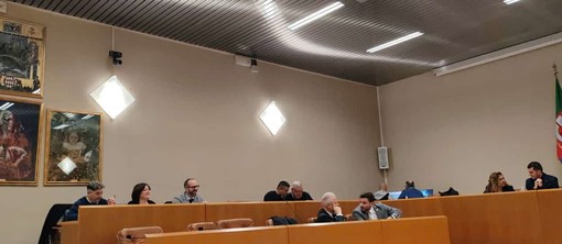 Consiglio comunale, Ventimiglia vota all'unanimità la ratifica di variazione al bilancio Consiglio comunale, Ventimiglia vota all'unanimità la ratifica di variazione al bilancio