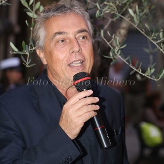 Avviso di garanzia al cittadino onorario di Badalucco Stefano Boeri: "Sono amareggiato per l'accaduto" Avviso di garanzia al cittadino onorario di Badalucco Stefano Boeri: "Sono amareggiato per l'accaduto"