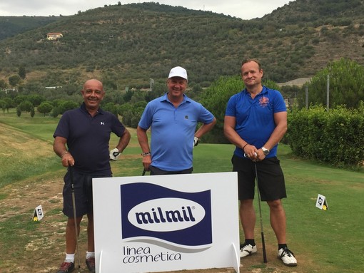 Golf. Grande successo al Castellaro Golf Club per il 1° appuntamento estivo Golf. Grande successo al Castellaro Golf Club per il 1° appuntamento estivo