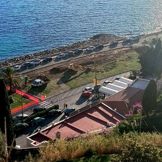 Ventimiglia: lavori al confine posticipati al 7 gennaio, revocato il divieto di transito ai mezzi pesanti Ventimiglia: lavori al confine posticipati al 7 gennaio, revocato il divieto di transito ai mezzi pesanti