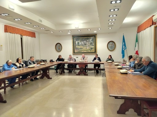 Ospedaletti, Consiglio comunale il 12 febbraio: bilancio 2026-2028, rifiuti e conferma aliquote Imu