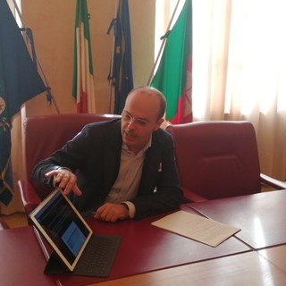 Imperia: il bilancio di fine anno dell'amministrazione Capacci: "Reperiti in totale 31 milioni di euro" Imperia: il bilancio di fine anno dell'amministrazione Capacci: "Reperiti in totale 31 milioni di euro"
