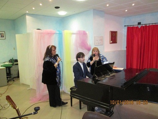 Vallecrosia: bel concerto vocale e strumentale oggi alla Sala Polivalente 'Giacomo Natta' Vallecrosia: bel concerto vocale e strumentale oggi alla Sala Polivalente 'Giacomo Natta'