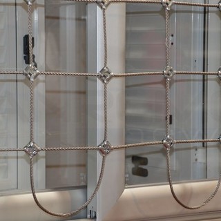 Proteggere la propria abitazione dai ladri è facile con il dispositivo automatico anti intrusione brevettato dal Centro Alluminio Europa di Camporosso Proteggere la propria abitazione dai ladri è facile con il dispositivo automatico anti intrusione brevettato dal Centro Alluminio Europa di Camporosso