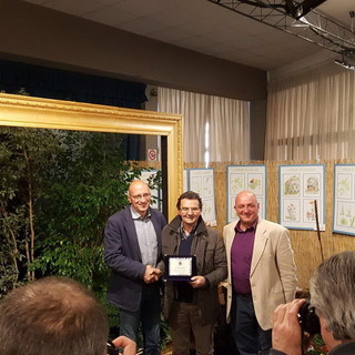 Floramondadori, alla cooperativa agricola BioAgritech la targa per miglior allestimento
