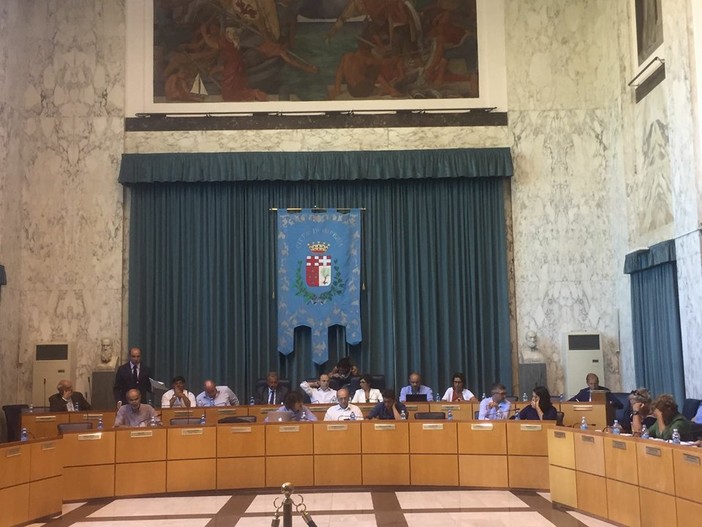 Imperia: prove di intesa tra maggioranza e "Energie per l'Italia". A giorni un incontro tra Paolo Re e il Sindaco