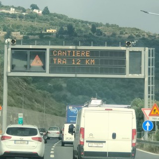 Ieri la prima 'prova' di esodo sulla A10: intanto agosto è alle porte, mese da bollino rosso per le autostrade Ieri la prima 'prova' di esodo sulla A10: intanto agosto è alle porte, mese da bollino rosso per le autostrade