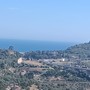 Traffico intenso in autostrada, code tra Bordighera e il confine di Stato Traffico intenso in autostrada, code tra Bordighera e il confine di Stato