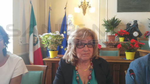 Cervo: introduzione speciale ieri per "Cervo ti Strega" di Annina Elena, delegata alla Cultura Cervo: introduzione speciale ieri per "Cervo ti Strega" di Annina Elena, delegata alla Cultura