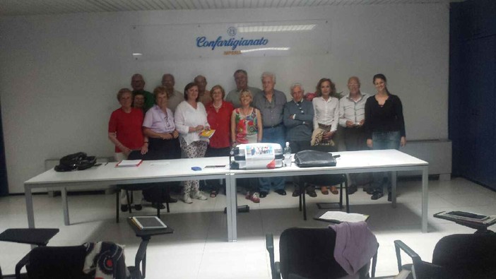 Sanremo: un corso dedicato all'uso dei tablet per le persone della terza età