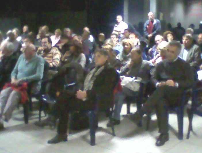 Sanremo: grande successo per la conferenza al Palafiori su 'Garibaldi e Sanremo' Sanremo: grande successo per la conferenza al Palafiori su 'Garibaldi e Sanremo'