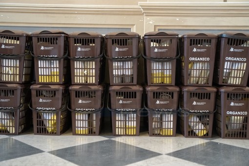 Ventimiglia: Teknoservice avvia una nuova distribuzione dei kit per conferire i rifiuti differenziati nelle ecoisole informatizzate a Marina San Giuseppe