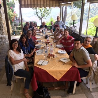 Alla Mortola, pranzo di fine anno dei docenti del Liceo Cassini di Sanremo (foto)