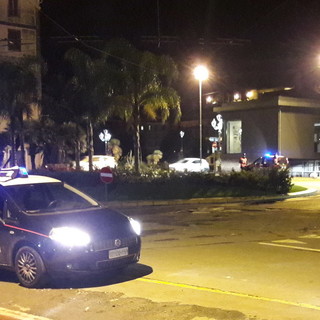 Ventimiglia: ruba una collanina con la tecnica dell’abbraccio, minorenne straniero denunciato dai Carabinieri