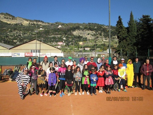 Giornata di sport e animazione di Carnevale sui campi del Tennis Club Ventimiglia Giornata di sport e animazione di Carnevale sui campi del Tennis Club Ventimiglia