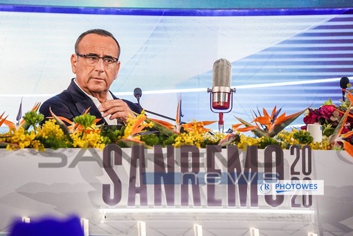 Su Gassmann al Festival, Conti chiarisce: “Nessun divieto, se avesse voluto duettare con Leo li avrei detto sì” Su Gassmann al Festival, Conti chiarisce: “Nessun divieto, se avesse voluto duettare con Leo li avrei detto sì”