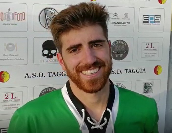 Calcio, Bragno. La dedica di Claudio De Luca: "Il gol è per mister Cattardico. Ci voleva una vittoria contro una big" (VIDEO) Calcio, Bragno. La dedica di Claudio De Luca: "Il gol è per mister Cattardico. Ci voleva una vittoria contro una big" (VIDEO)