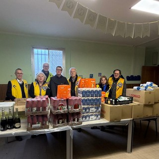Lions Club Sanremo Host consegna alla Parrocchia della Mercede di S. Martino circa 700 euro di generi alimentari