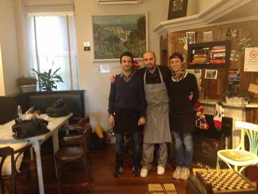 Bordighera: al Café Monet, presentazioni di libri, musica, arte, laboratori di teatro, cucina, scrittura creativa