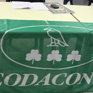 Il Codacons della Liguria chiede alla Guardia di Finanza di effettuare controlli a tappeto su gioiellerie, tassisti e bar