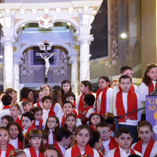 Bordighera: tanti applausi per il concerto di Natale dei bambini della scuola di via Pelloux Bordighera: tanti applausi per il concerto di Natale dei bambini della scuola di via Pelloux