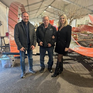 Un carro sul canyoning, Ventimiglia partecipa a Sanremo in Fiore 2024 (Foto e video)